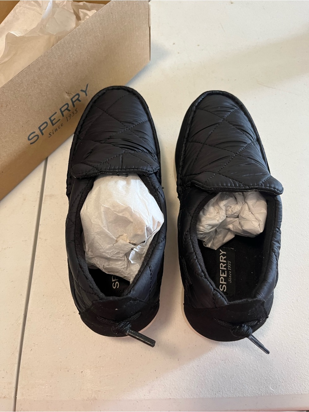 Sperry Women’s Black Quilted Slip-On Loafers NWT